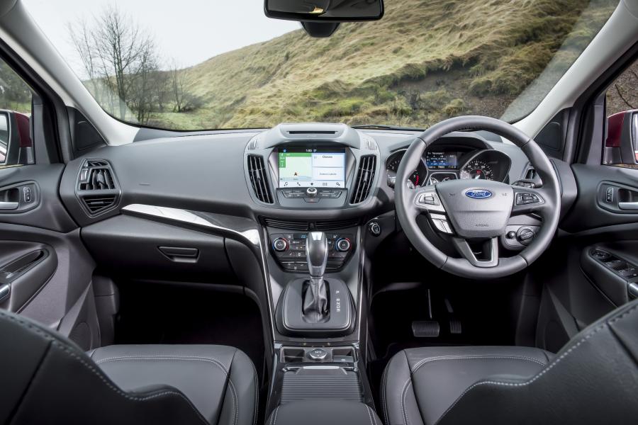 Торпедо Ford Kuga 2017 года  (UK) (фото 51 из 60)
